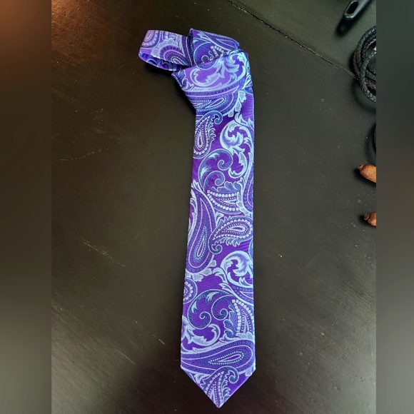 Purple and Lavender Silk Neck Tie - Picture 1 of 2